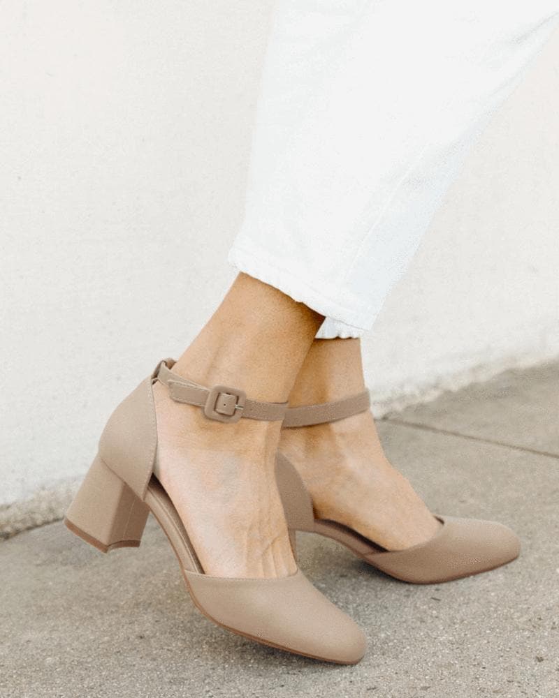 Hollow-out Adjusting Buckle Chunky Heels