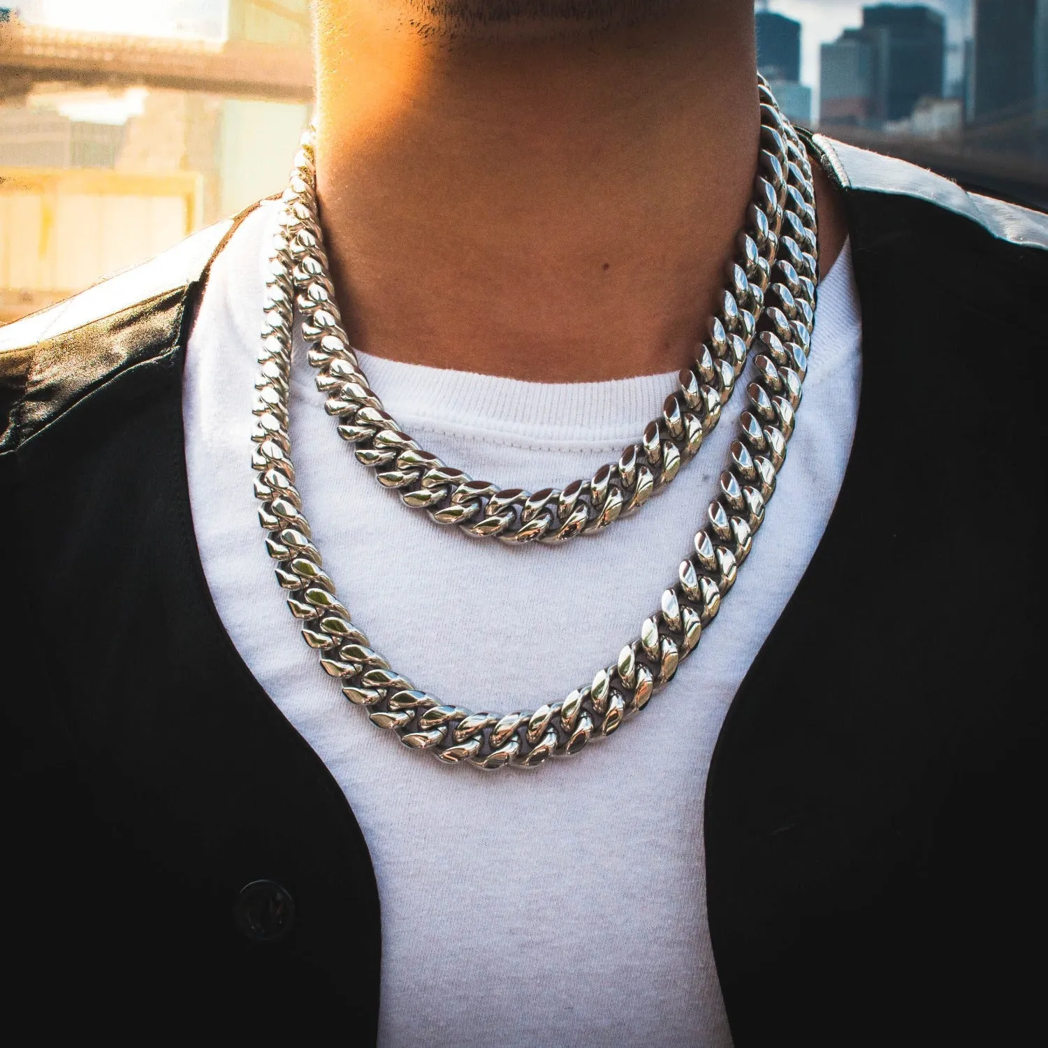 Miami Cuban Link Chain in White Gold (14mm)