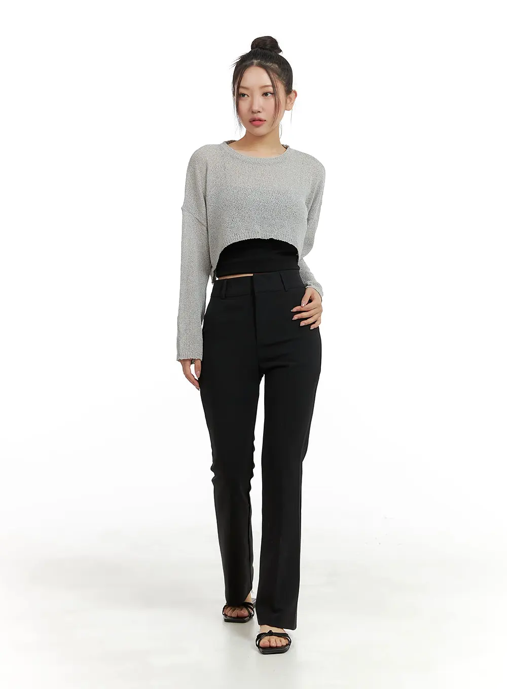 Round Neck Cropped Hollow Out Sweater OA402