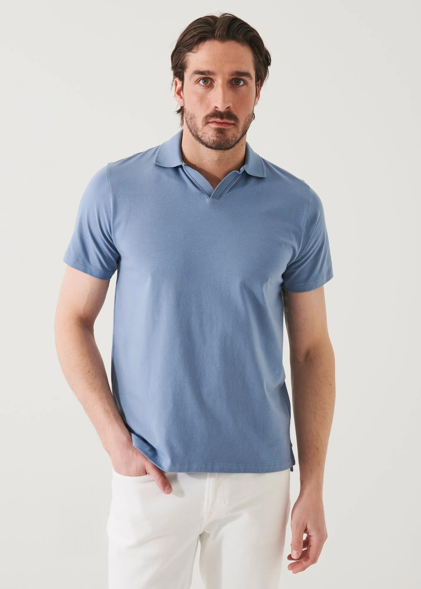 SHORT SLEEVE ICONIC OPEN POLO