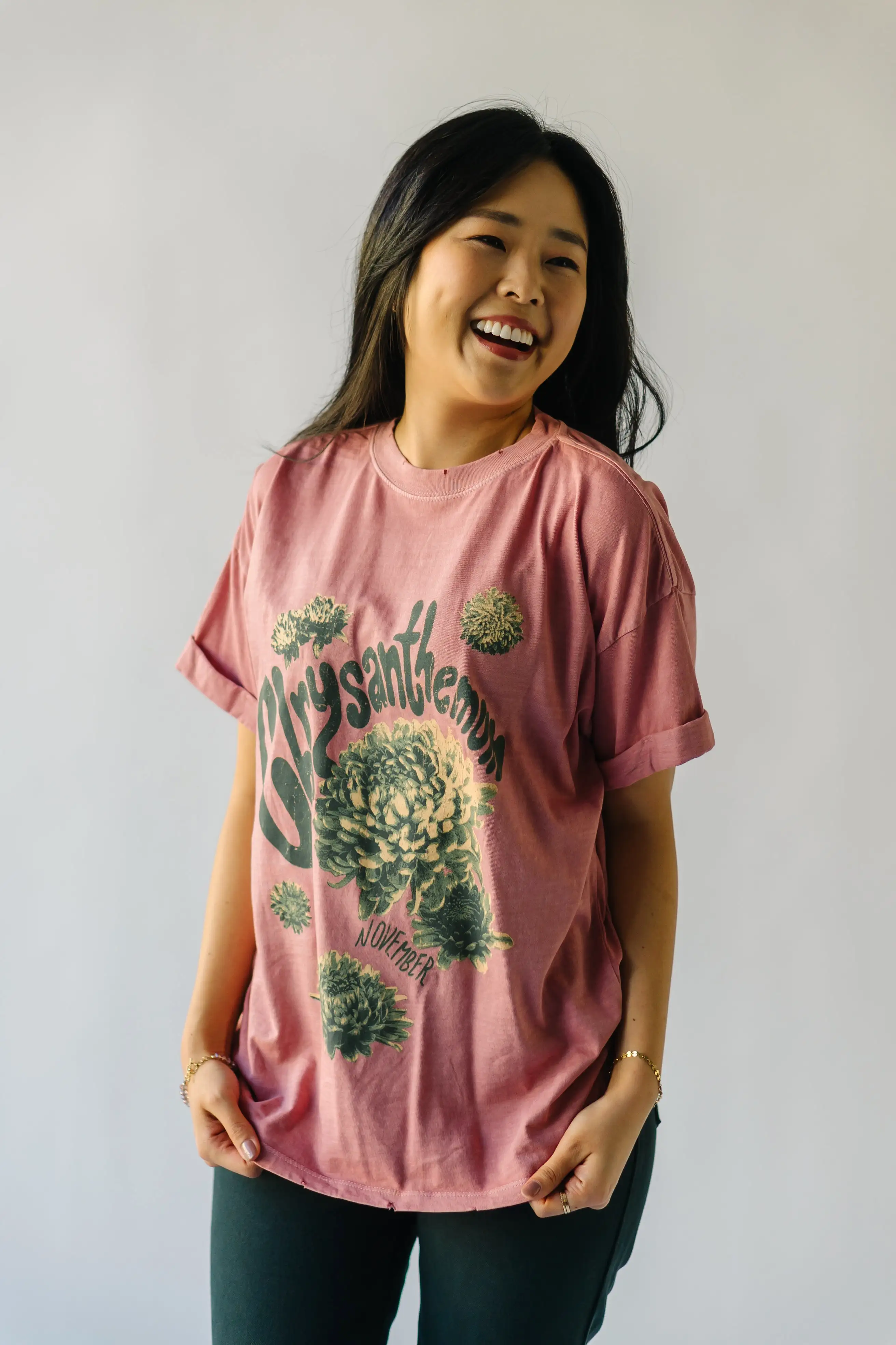 The November Chrysanthemum Tee in Dusty Pink