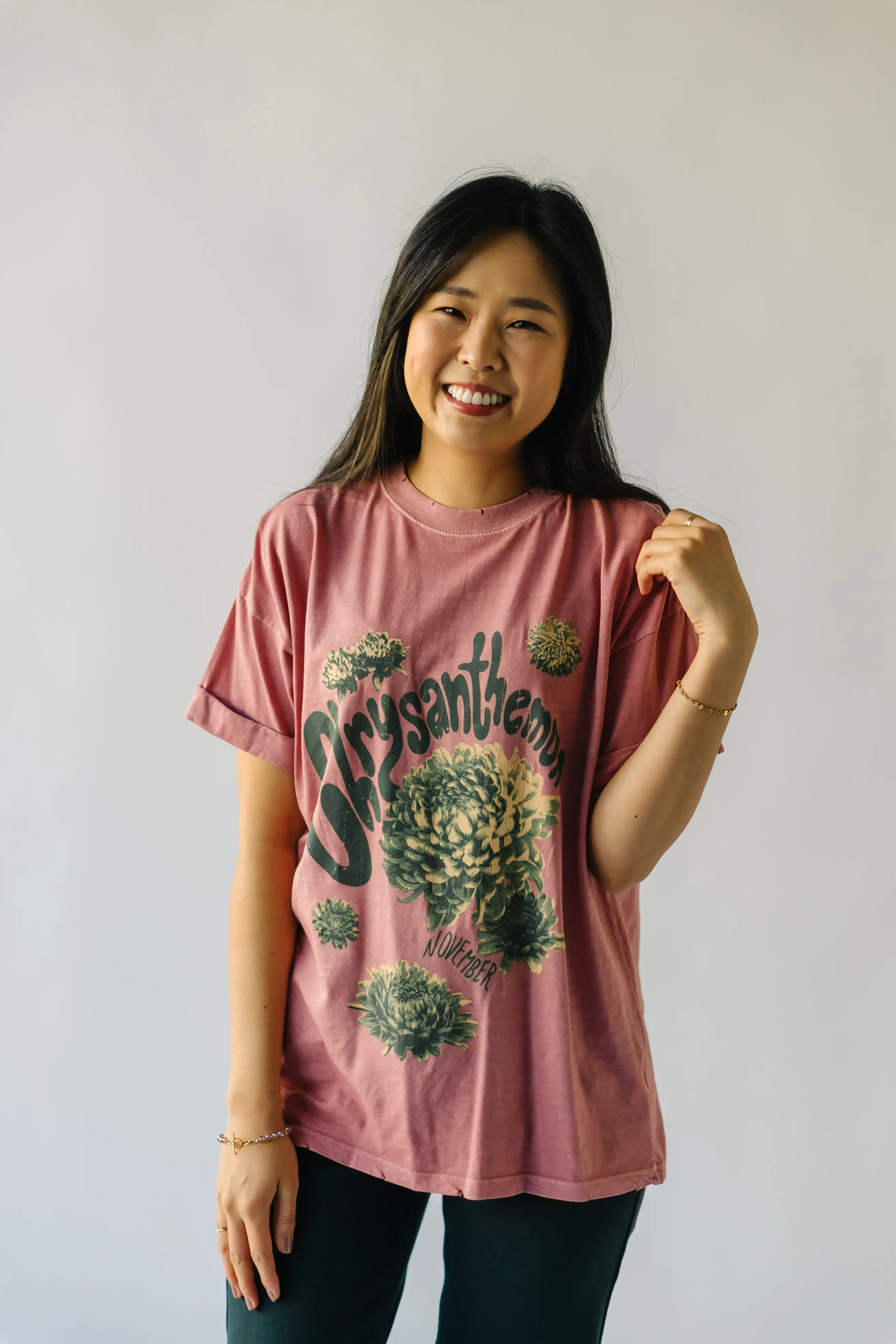 The November Chrysanthemum Tee in Dusty Pink