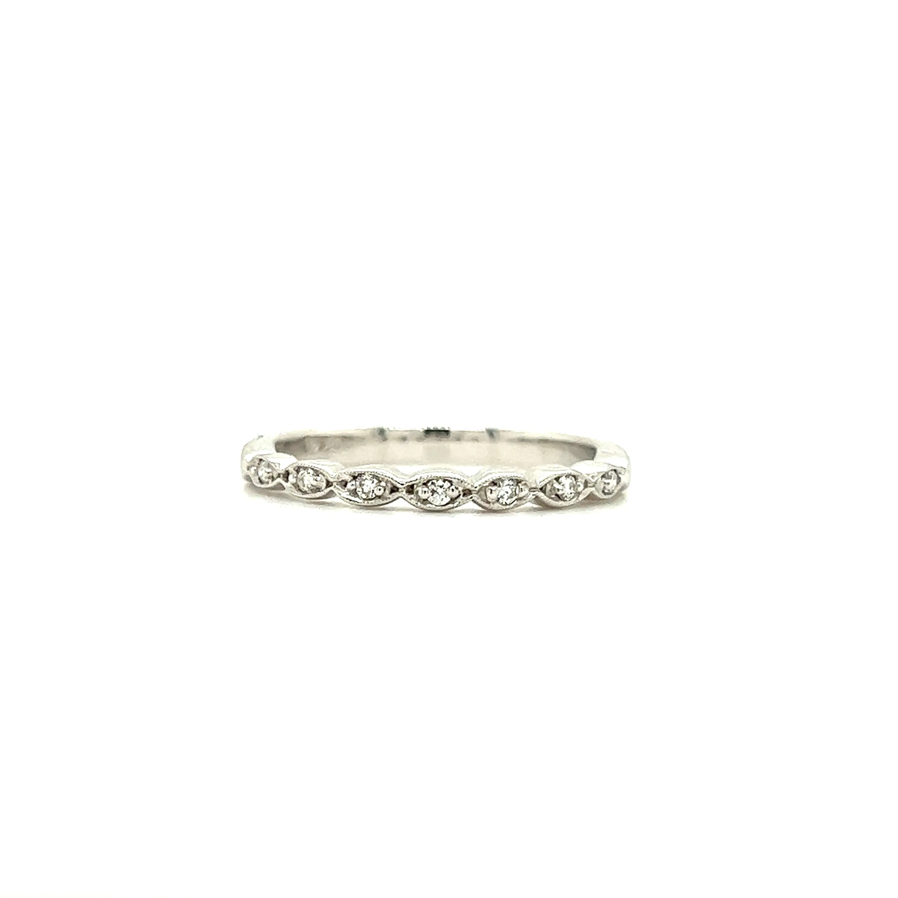 Wavy Diamond Ring with 0.07ctw Diamonds in 14K White Gold